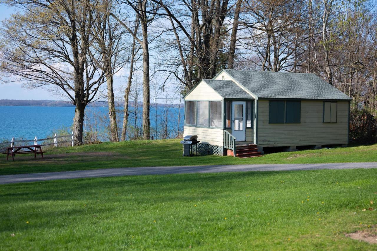 Fair Wind Motel And Cottages Clayton Exterior photo